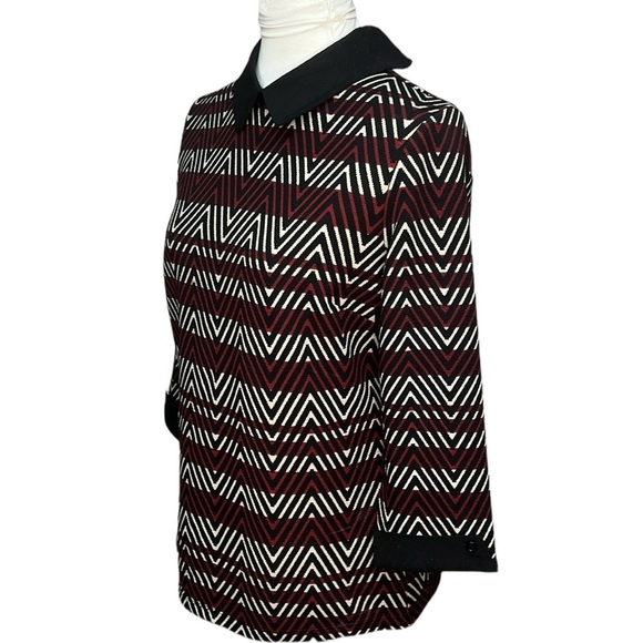 Smashed Lemon V Design Blouse - Picture 2 of 6